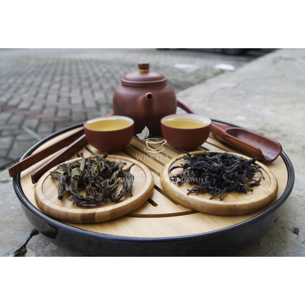 

WiskTea Premium ChaoZhou Oolong DanCong DaWuYe, Spring (50 gr)