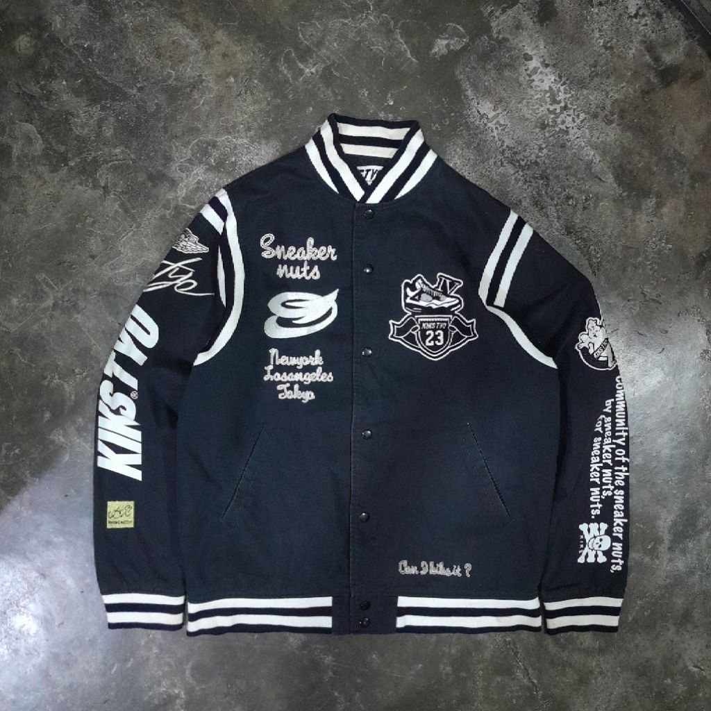 KIKS TYO JAPAN VARSITY JACKET BLACK