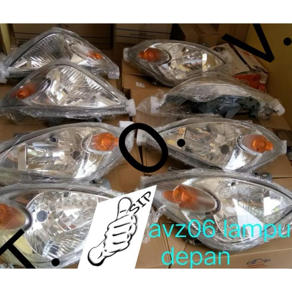 Lampu depan / headlamp mobil avanza tahun 2006 kanan SGL