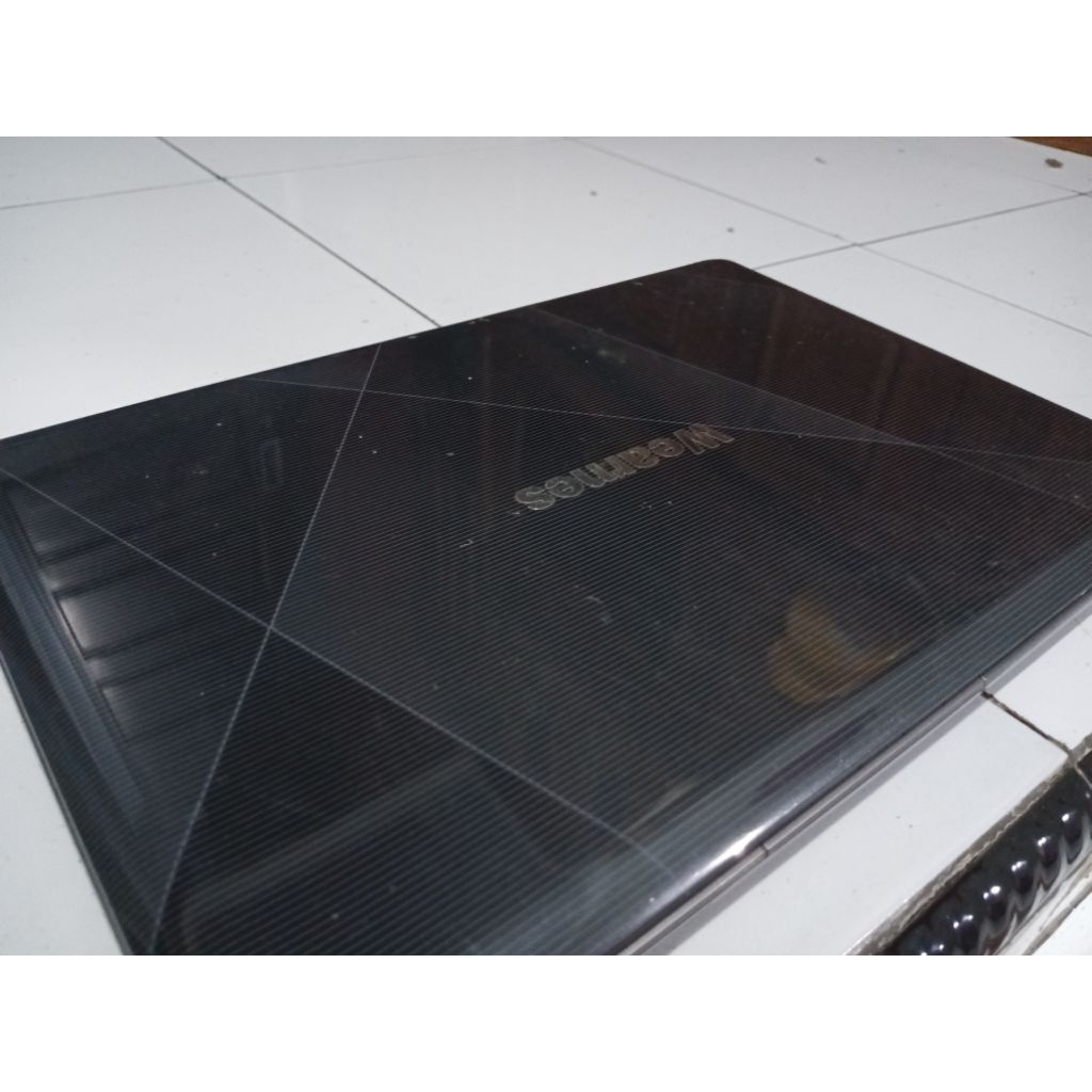 Laptop wearnes core i3