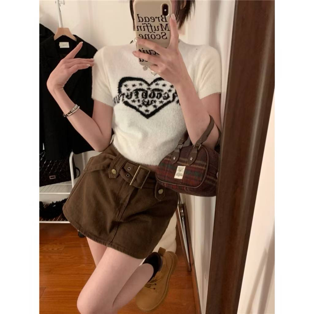 Ready Top Bulu Crop Top Wol  Korea Wanita Fashion Korea / Atasan furry white / Baju Putih