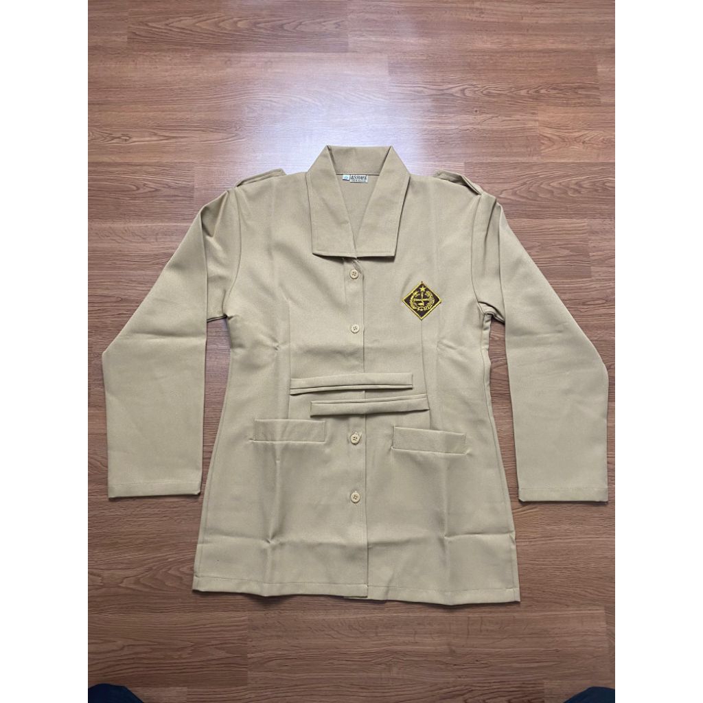 SERAGAM PRAMUKA WANITA SMP-SMA BAHAN RAPILO