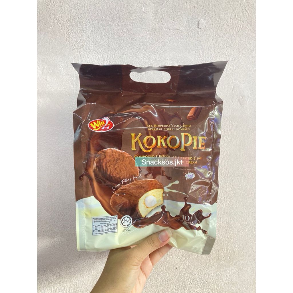 

WIN2 KOKO PIE COATED CAKE WITH VANILLA CREAM - WIN WIN KOKOPIE