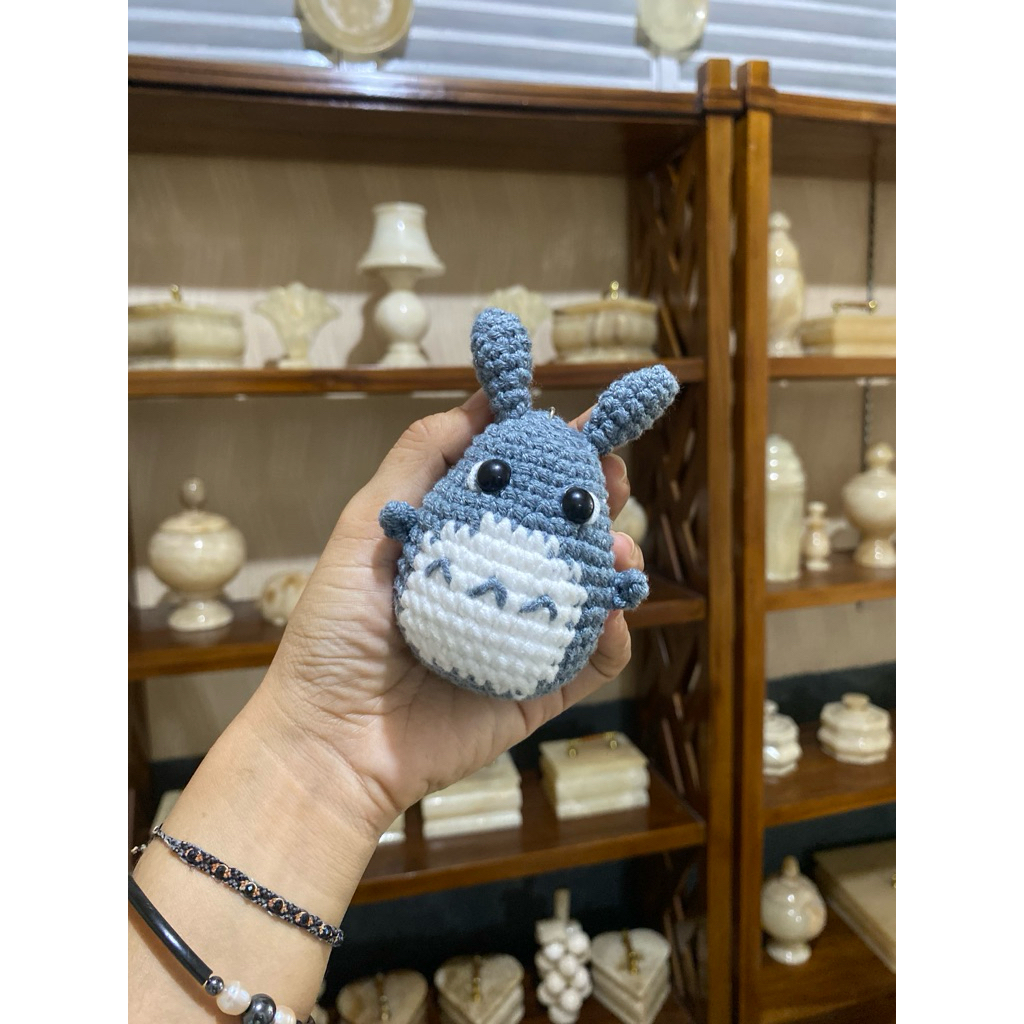 gantungan totoro