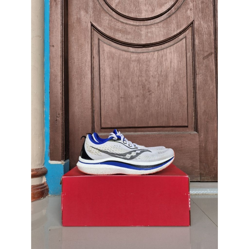 saucony endorphin speed 2