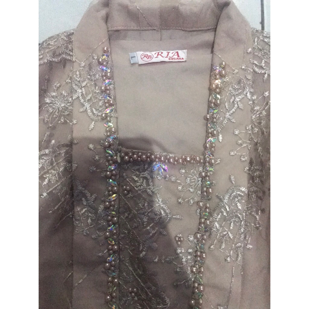 Kebaya dewasa modern kemodern wanita/Kebaya wisuda/Kebaya tunangan/ kebaya kondangan/ootd Premium