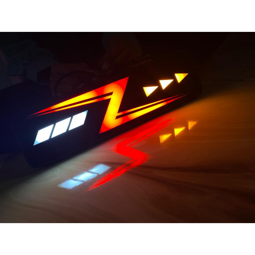 Lampu Rem Mobil Pickup Carry futura new carry tayo apv panther L300 dll