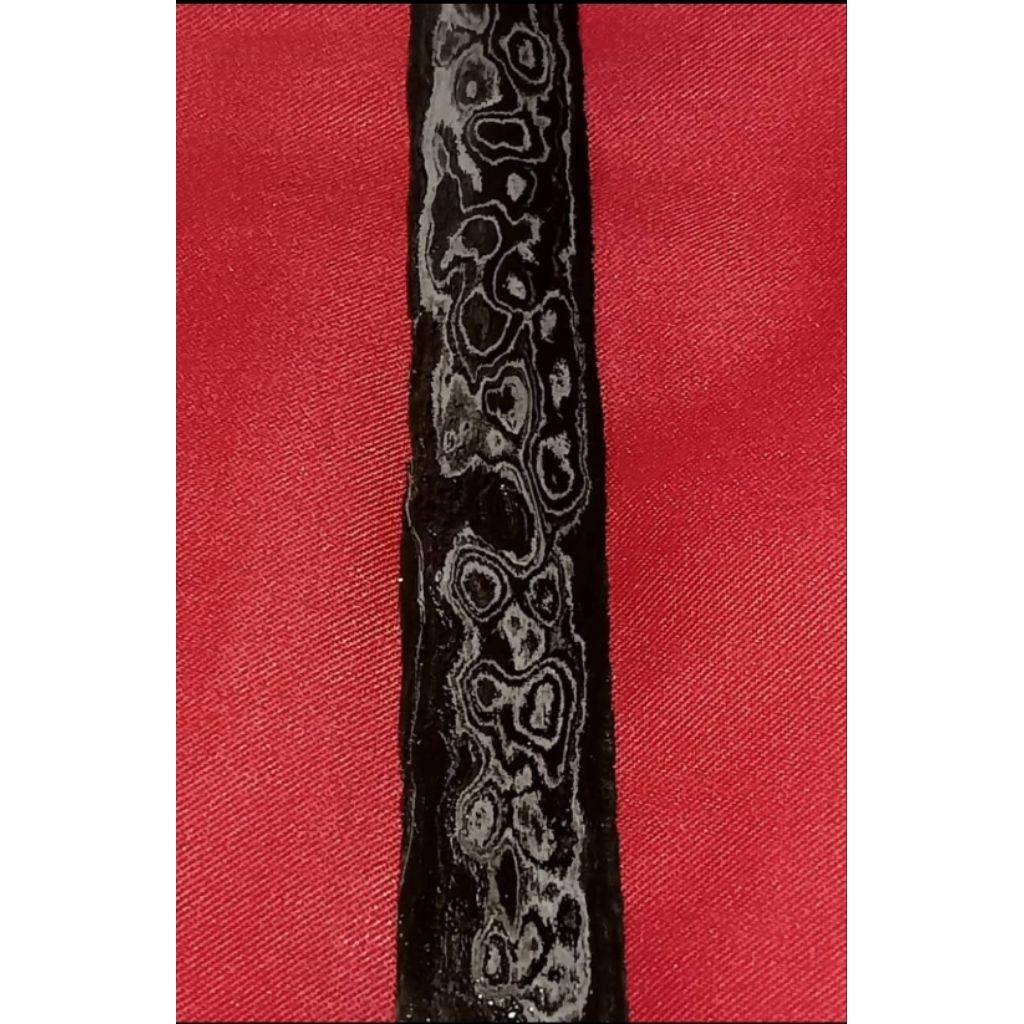 Keris Tilam Sari Sepuh HB V Pamor Udan Mas Tiban