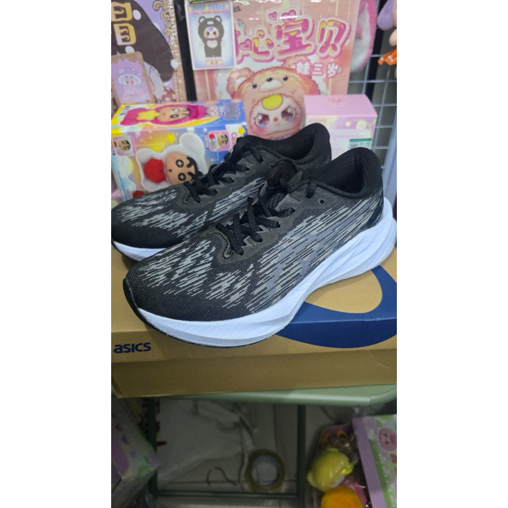 asics novablast 3 second penggunaan jarang kondisi baik