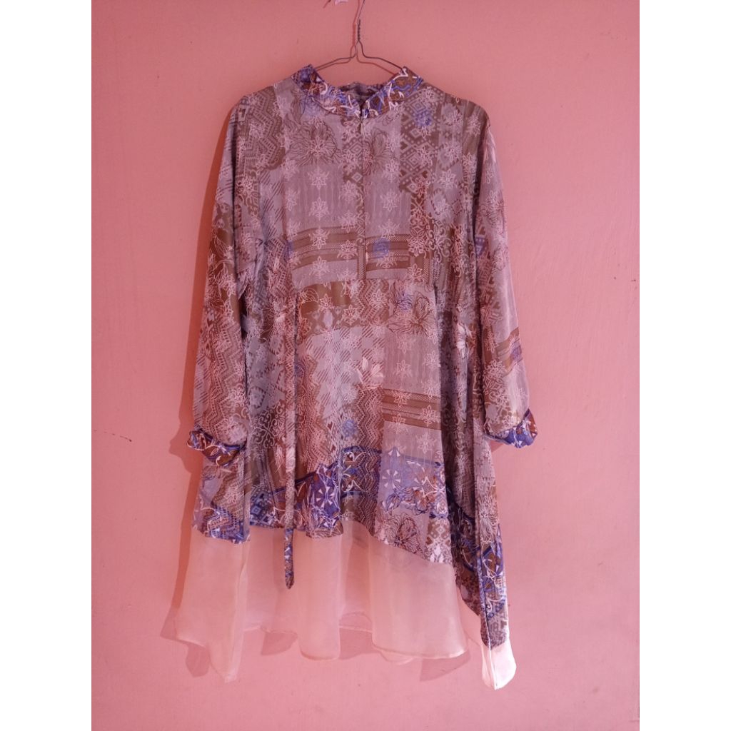 Preloved tunik by Brand Zabannia