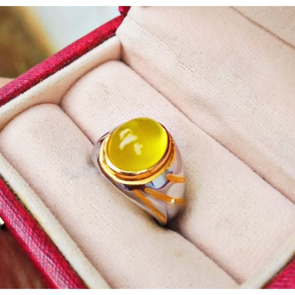 CINCIN BATU CEMPAKA KUNING ASLI BATU ALAM top quality