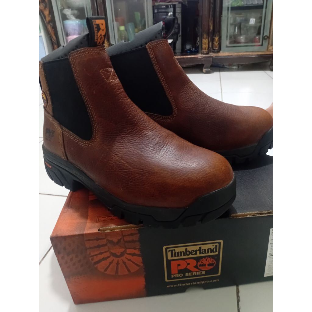 sepatuTimberland