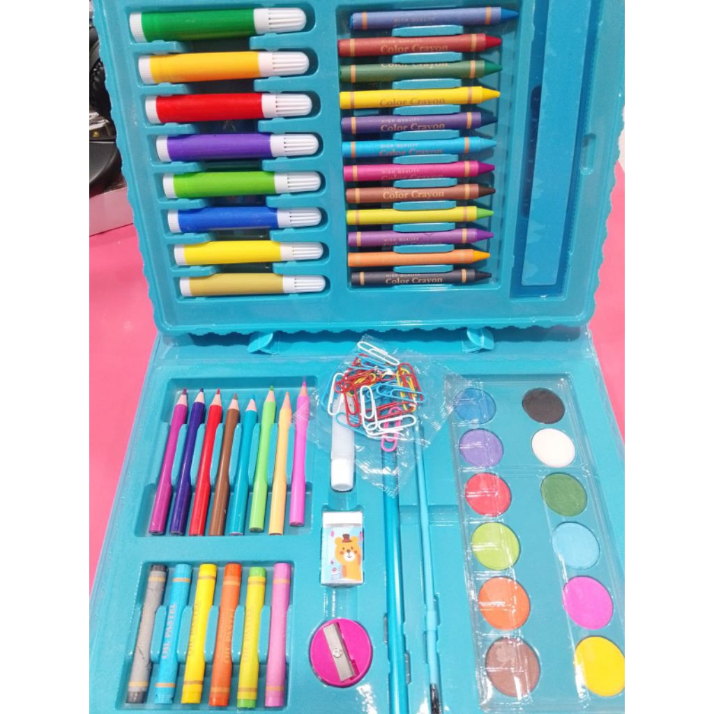 

CRAYON SET 68PCS