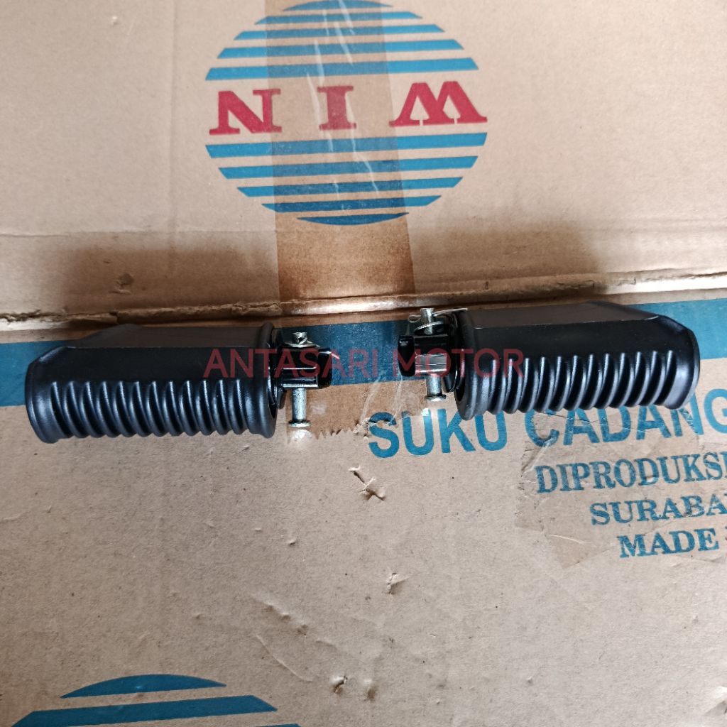 FOOTSTEP PIJAKAN KAKI BELAKANG STEP SUZUKI SMASH 2006 PIJAKAN KAKI SUZUKI SMASH 2006 STEP SUZUKI SMA