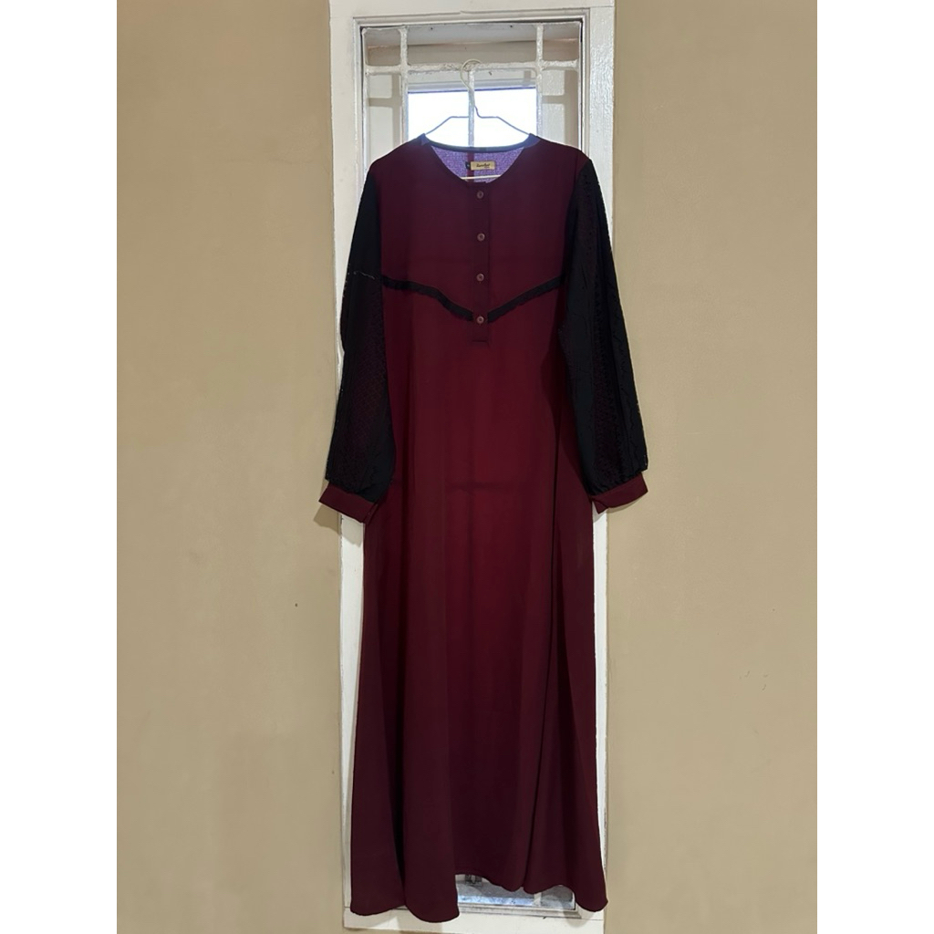 Preloved abaya zanuba maroon