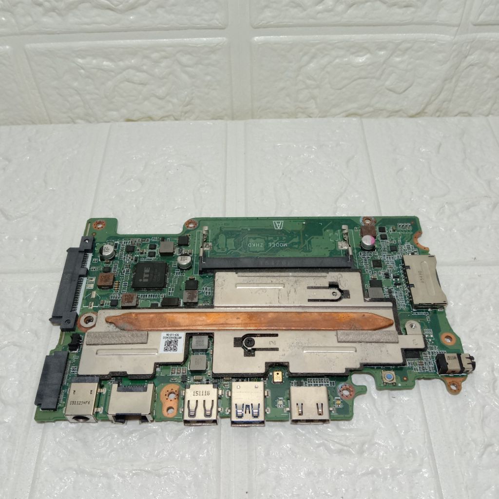 Motherboard Mainboard Mobo Mesin Mati Laptop Acer Es1-131 Es1-111 Es1-112