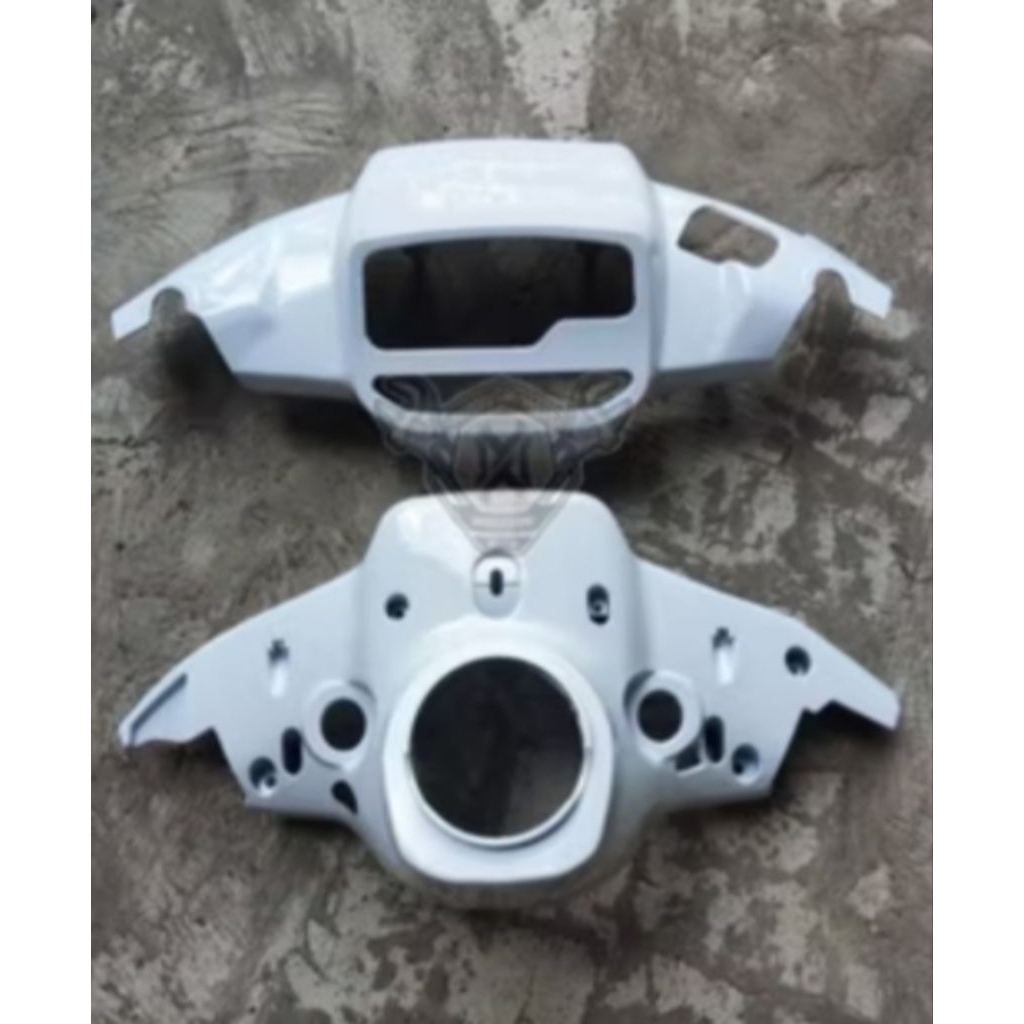 batok totok atas bawah motor Yamaha Fiz Force one Force1 cripton Warna PUTIH