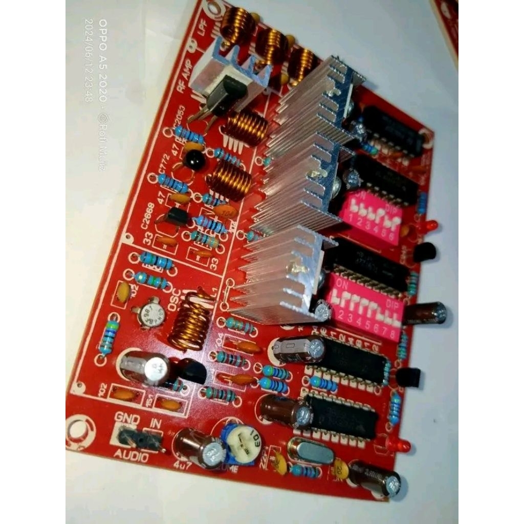 PEMANCAR FM PLL CMOS TC9122 RDVV