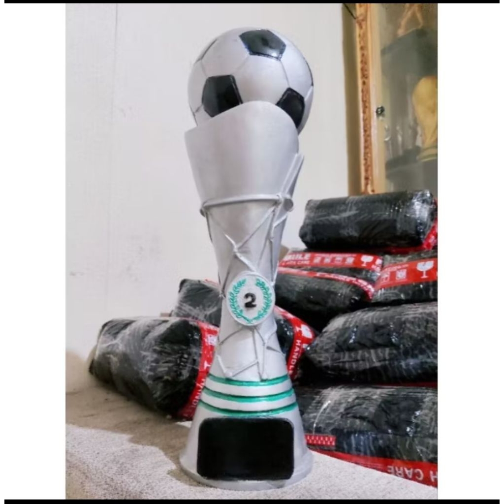 piala bola 50Cm silver bahan resin