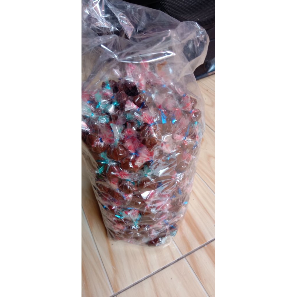 

coklat karamel bentuk bulat harga kiloan