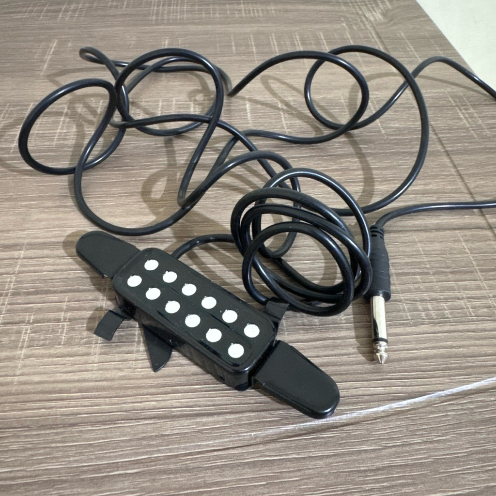 Mikrofon Tempel Gitar Akustik Acoustic G Suara Jernih ke Amplifier atau Mixer Dilengkapi 12 Hole Pic