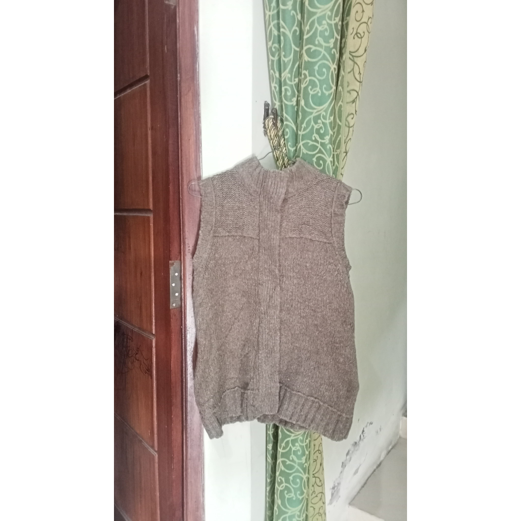 Preloved rompi vest rajut