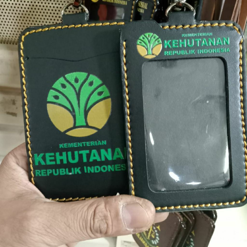 

holder kemntrian lingkungan hidup&kehutanan