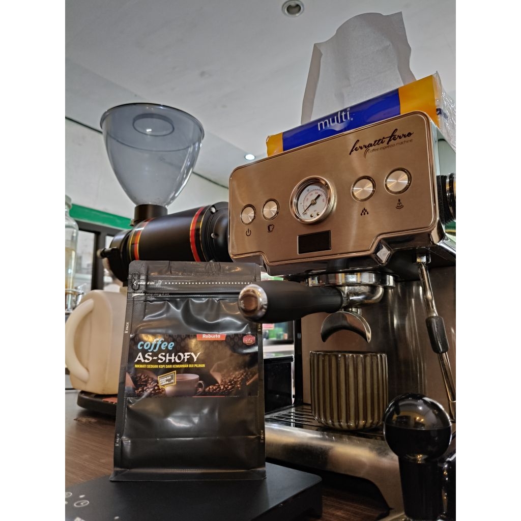 

KOPI ROBUSTA TEMANGGUNG BIJI MATANG ROAST BEAN HARUM LEZZAAT | 200grm | COFFEE ROBUSTA AS-SHOFY