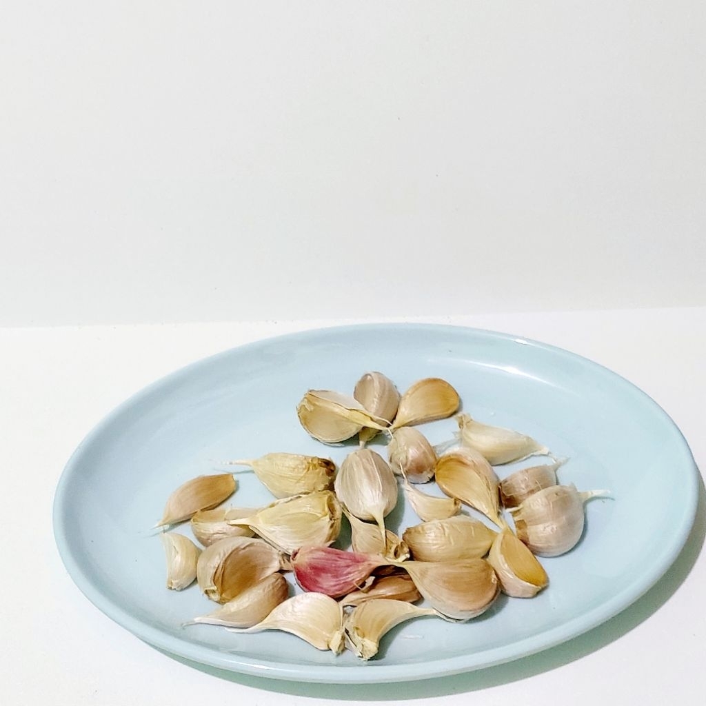 

BAWANG PUTIH KATING 100 GRAM / 250 GRAM