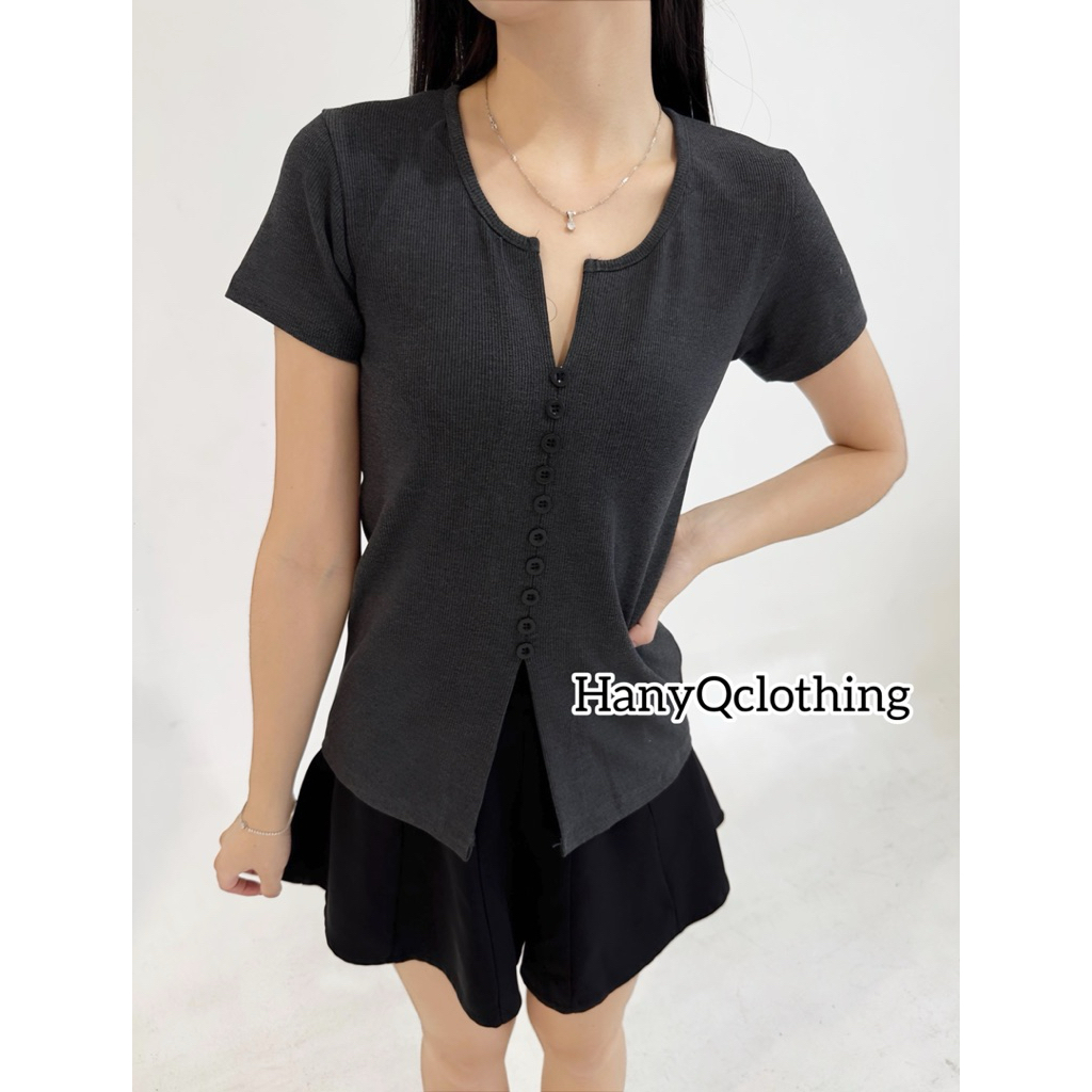 hanyQ_Baju atasan wanita crop top V-neck short sleeave kancing terbaru/ Baju kaos wanita V-neck casu