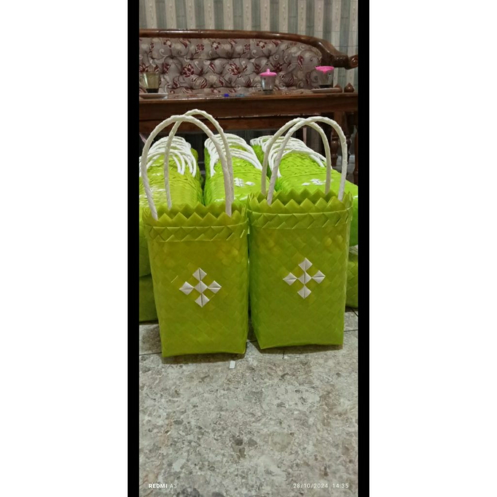 Tas Anyam Plastik Motif Kotak / Tas Belanja Anyaman Ramah Lingkungan