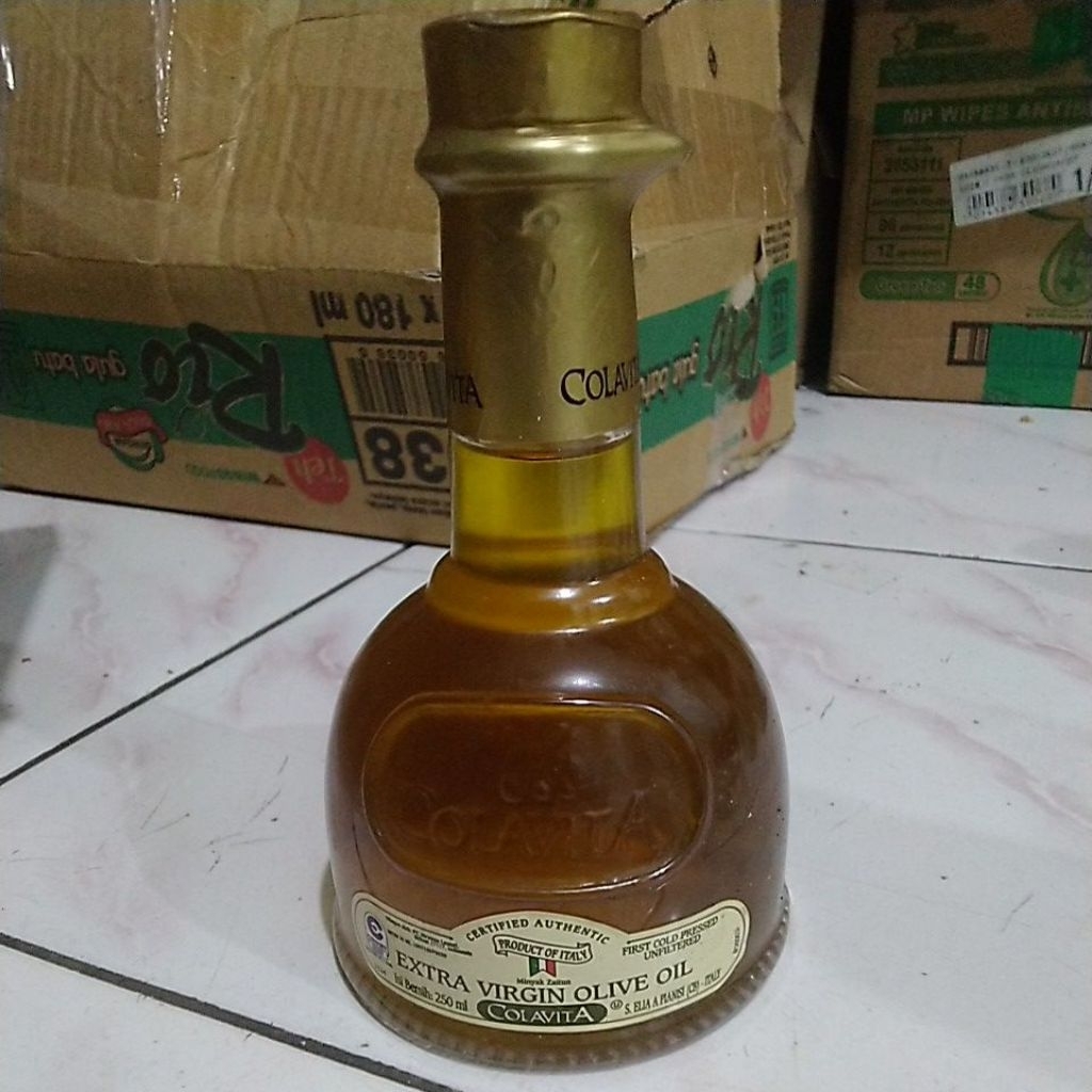 

Colavita extra virgin olive oil minyak zaitun 250ml