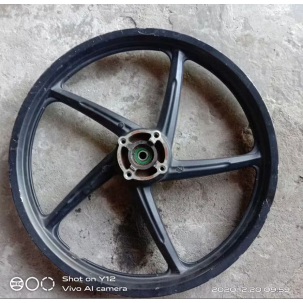 Velg depan Supra X 125 Karbu Fi Helm in Absolute Revo Blade new