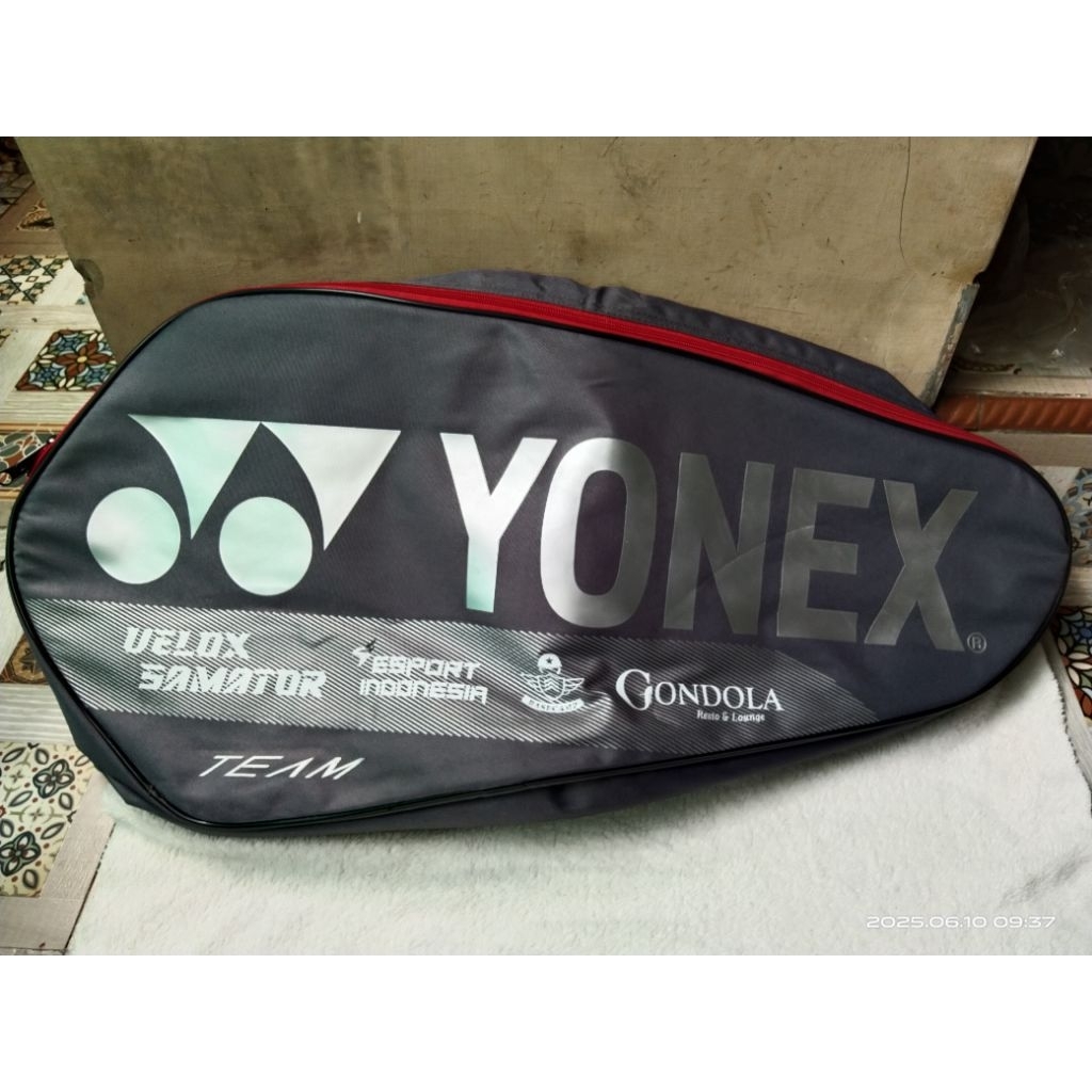 like new tas raket badminton Yonex asli original