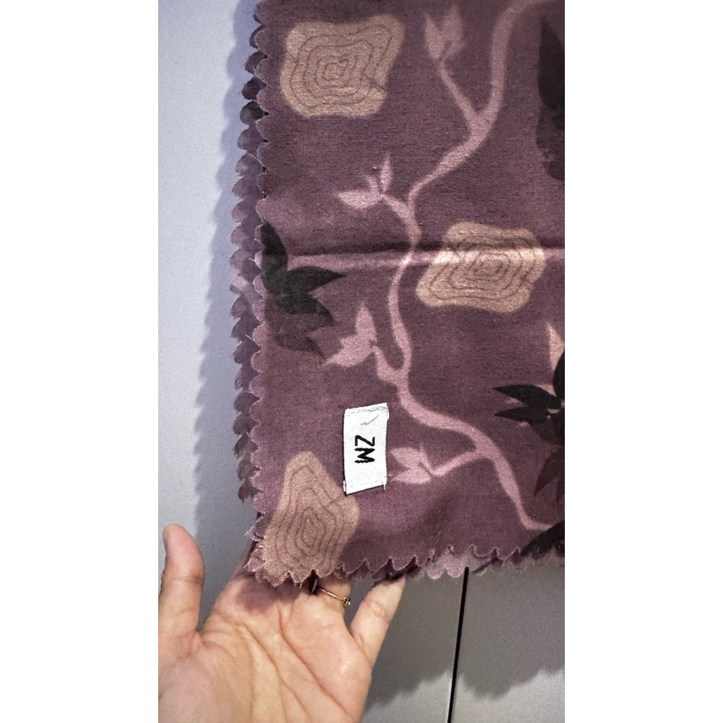 ZM zaskia mecca-preloved