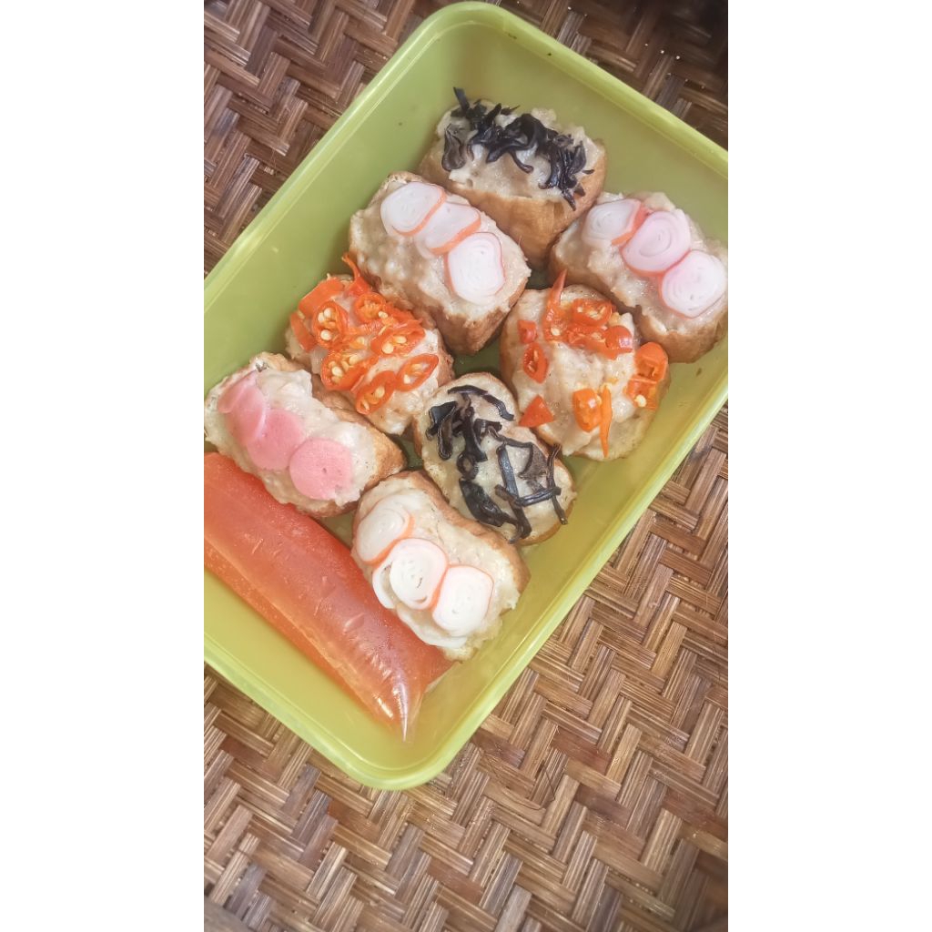 

Tahu Bakso aneka toping