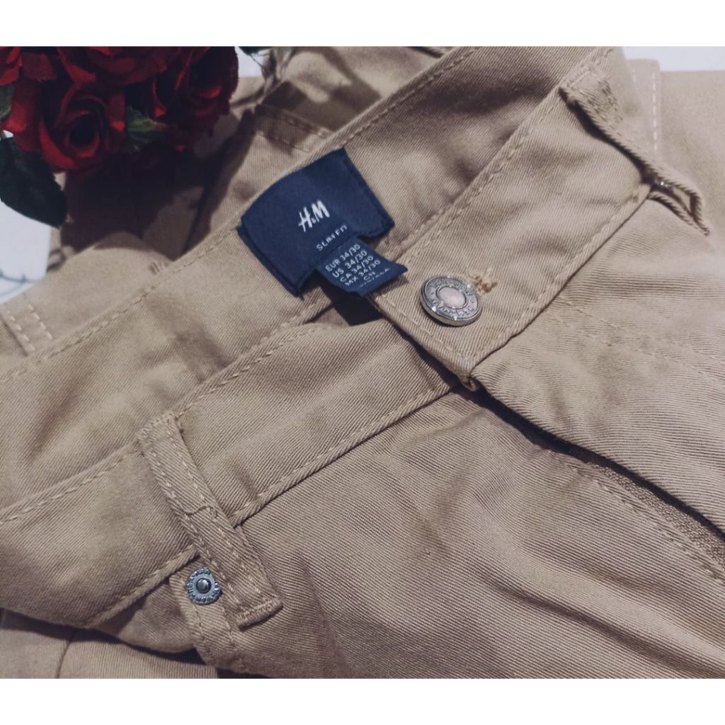 [Pre-Loved] Celana Formal Pria H&M Slim Fit