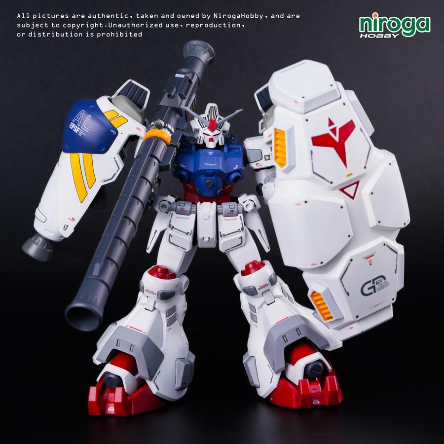 [custom repaint] BANDAI HGUC RX-78GP02A Gundam Physalis - Gunpla Model Kit Bandai Japan