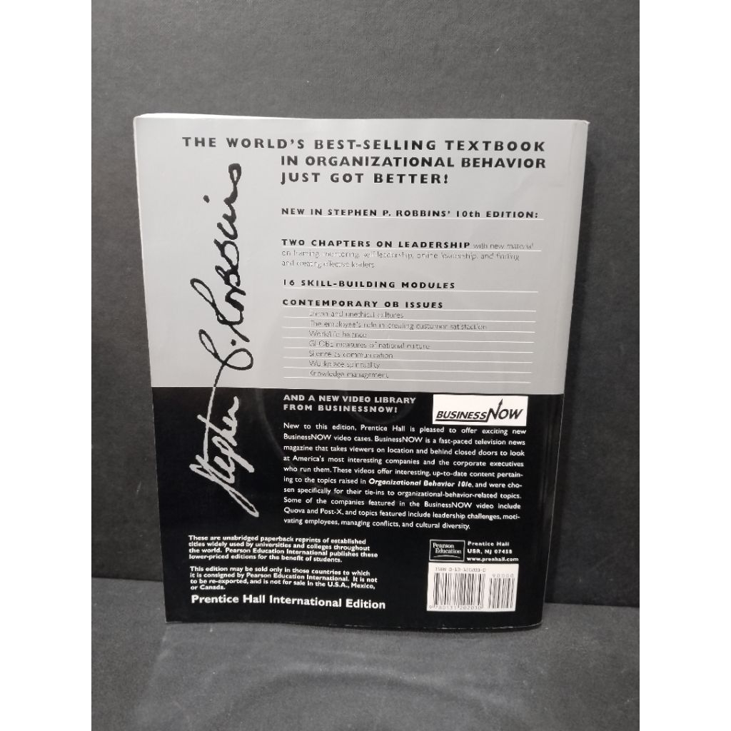 Buku original ORGANIZATIONAL BEHAVIOR by Stephen P Robbins