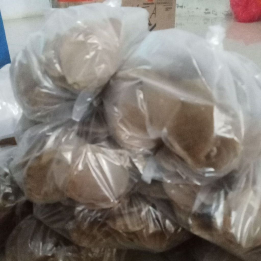 

krupuk puli rambak madura