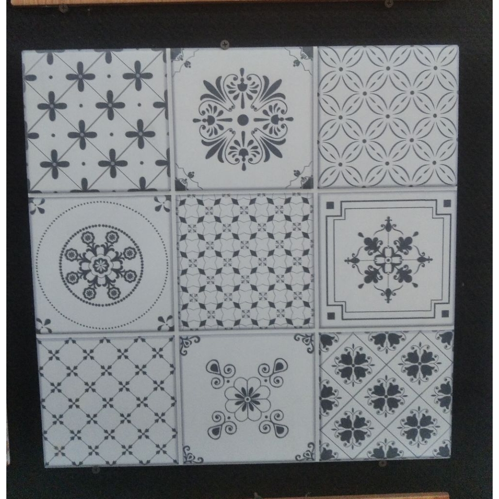 keramik lantai 40x40 KIA Pressia White kasar