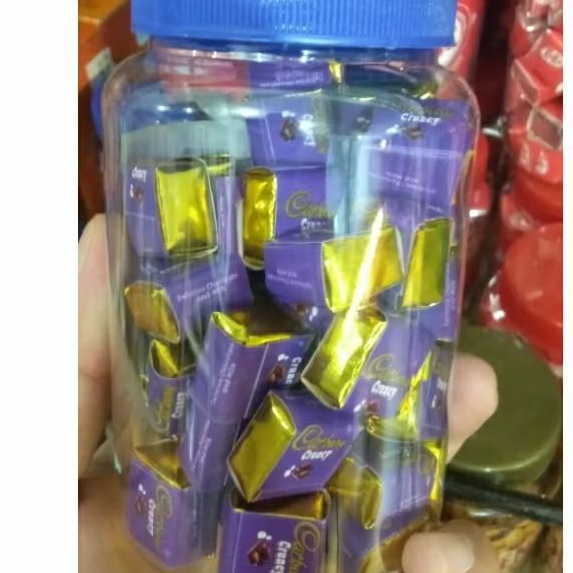 

Aneka Coklat Super Queen/Milo Candy Double Cube/Kit Kat/Cadbury Cruncy 50pcs