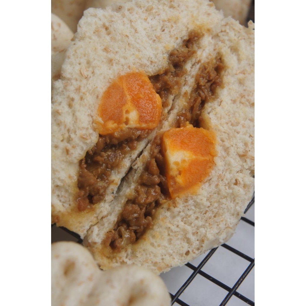 

Bakpao Gandum Ayam Telor Asin