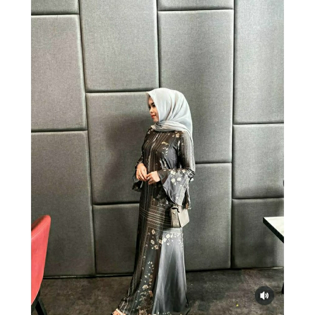 Gamis Silk Lengan Terompet | Zaenab Dress by Bahagia.id