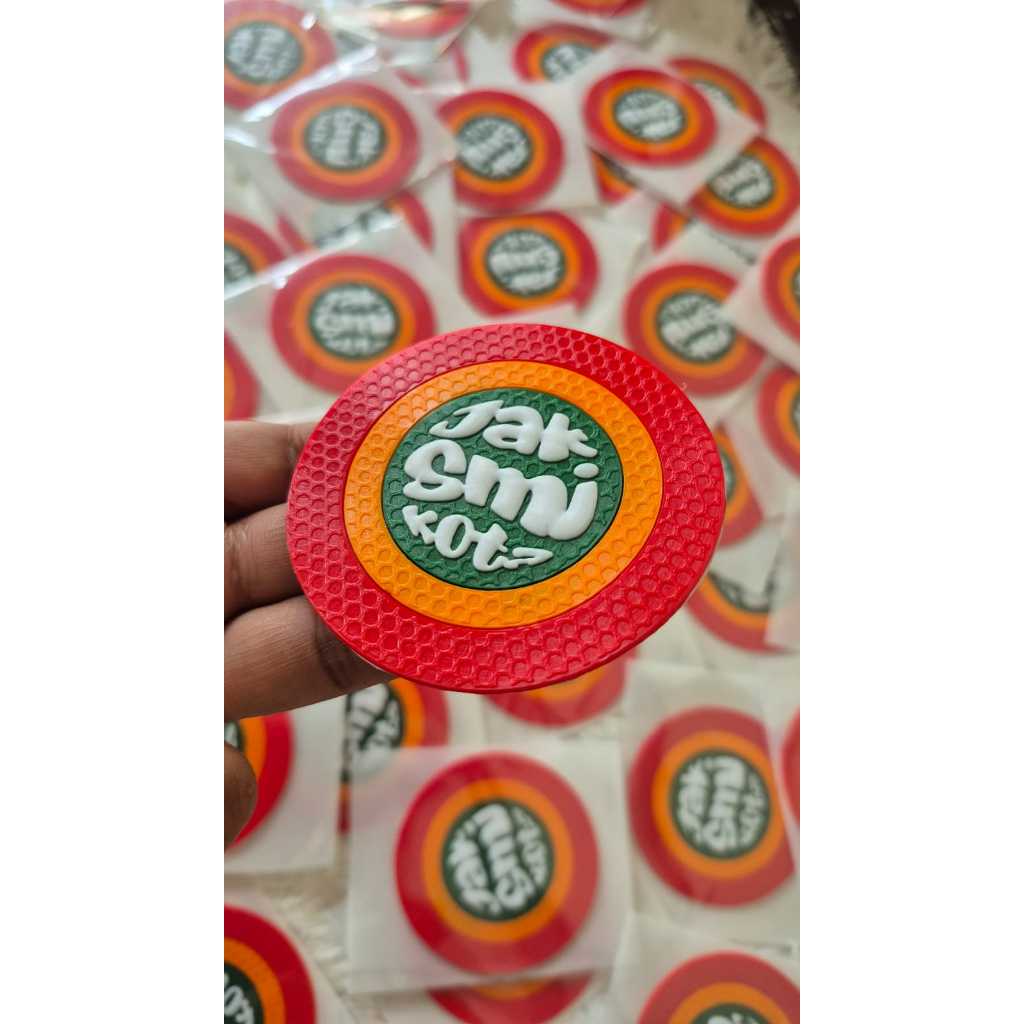 PRODUSEN PATCH LABEL EMBLEM CUSTOM KARET BERBAHAB RUBBER TPU 2D 3D 4D SISTEM TEMPEL VELCRO HOTMELT