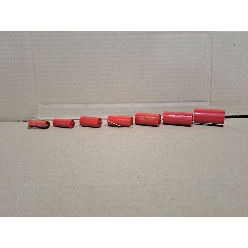 Capacitor Audio MKP 1 uf ( 105 ) ~ 10 ( 106 )uf /250 Vdc Surong .