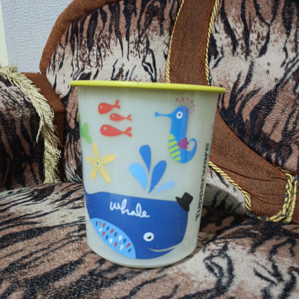 toples tupperware preloved