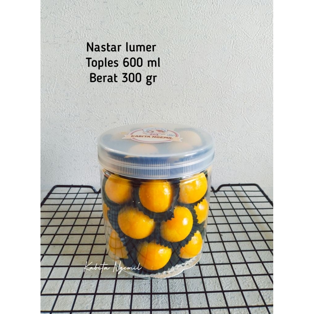 Nastar lumer Toples tabung 600 ml