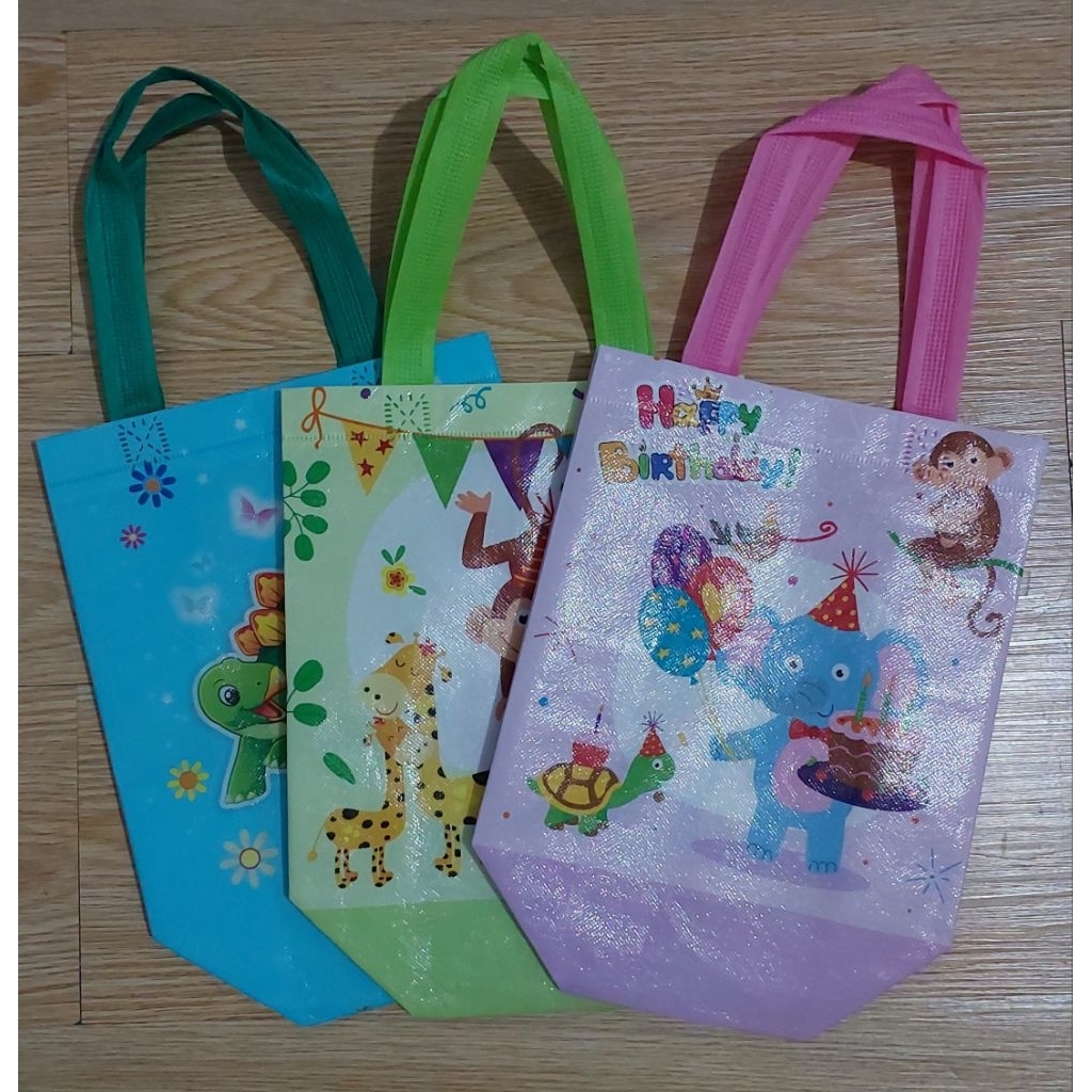 

Tas Souvernir / Tas Ulang Tahun Take All 3 Free 2