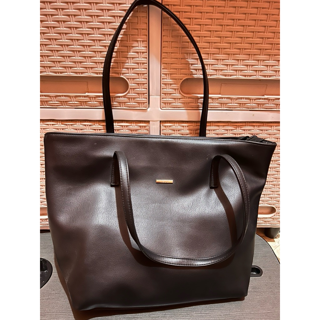 PRELOVED TOTEBAG MERCHE